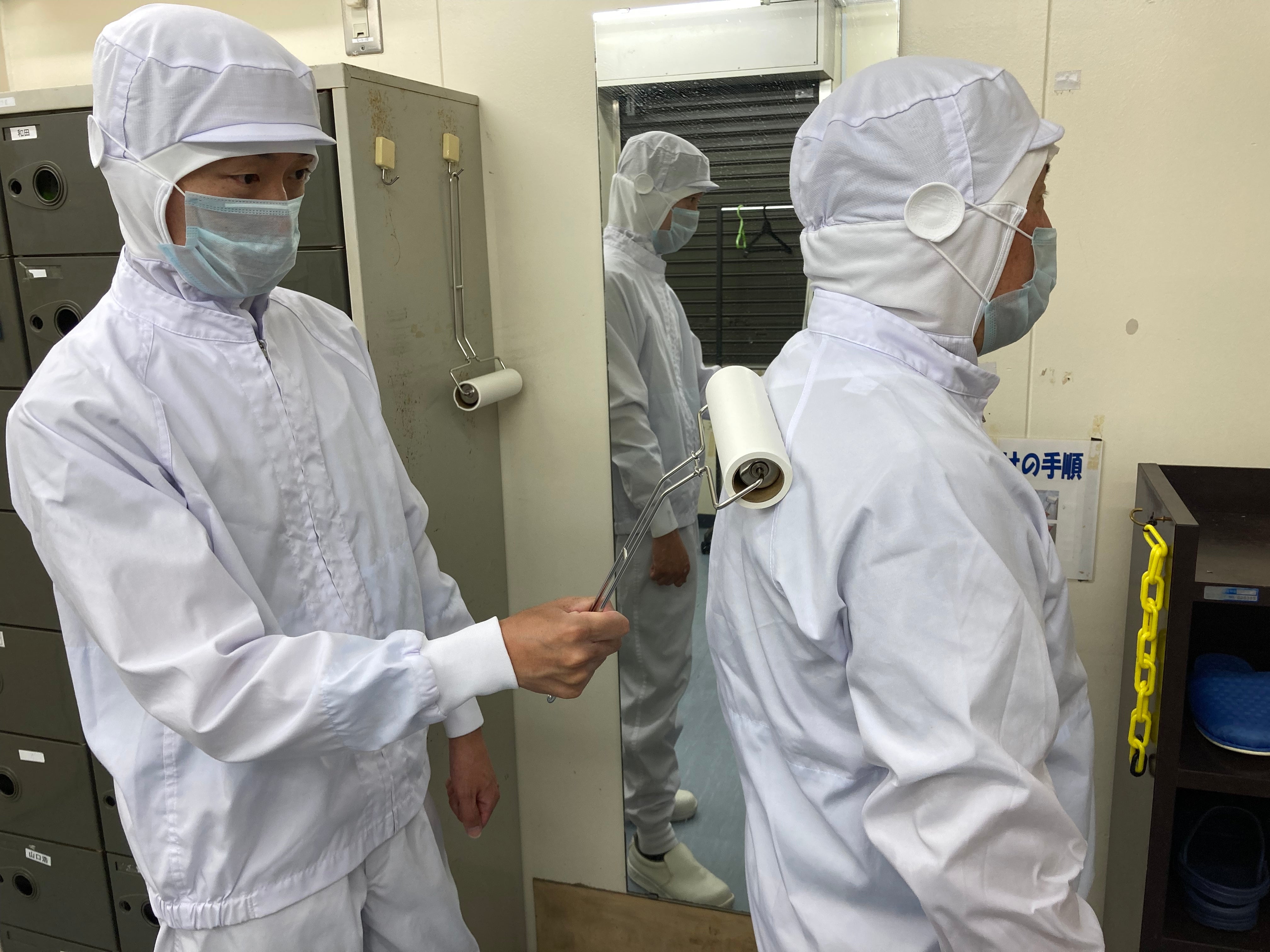 製造エリアへの入室